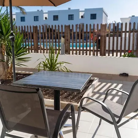 Fronte Piscina Wi-fi E Relax